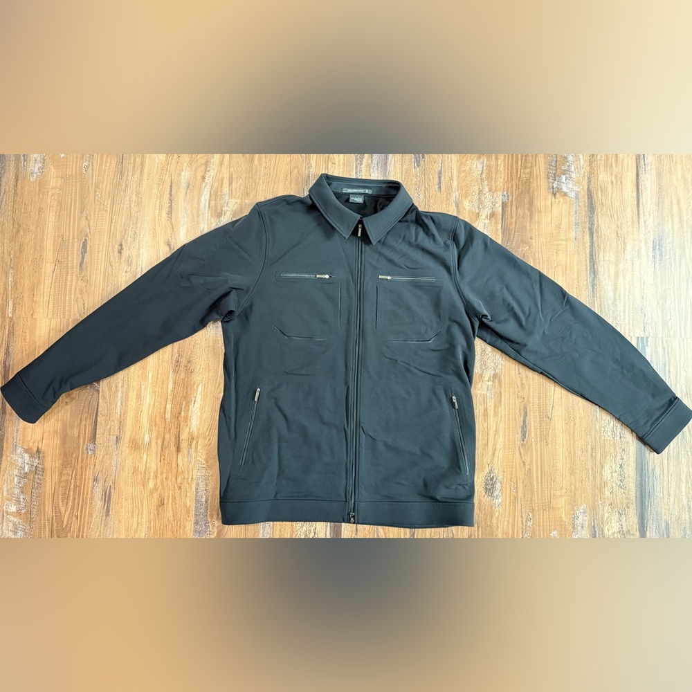 NIKE | Tiger Woods Platinum | Men’s | Large